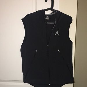 Men’s hooded Jordan vest! Worn 1 time, Almost new!